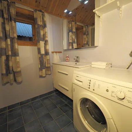 Eggum Rorbuer Bøstad