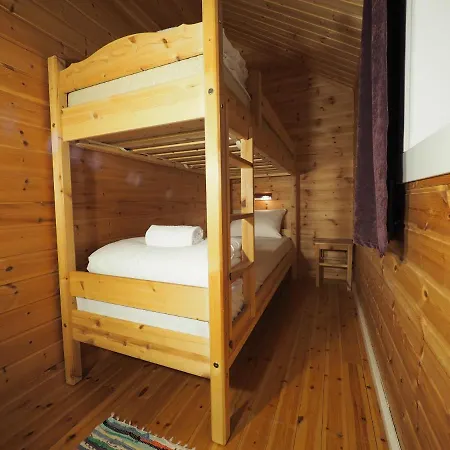 Eggum Rorbuer * Bøstad